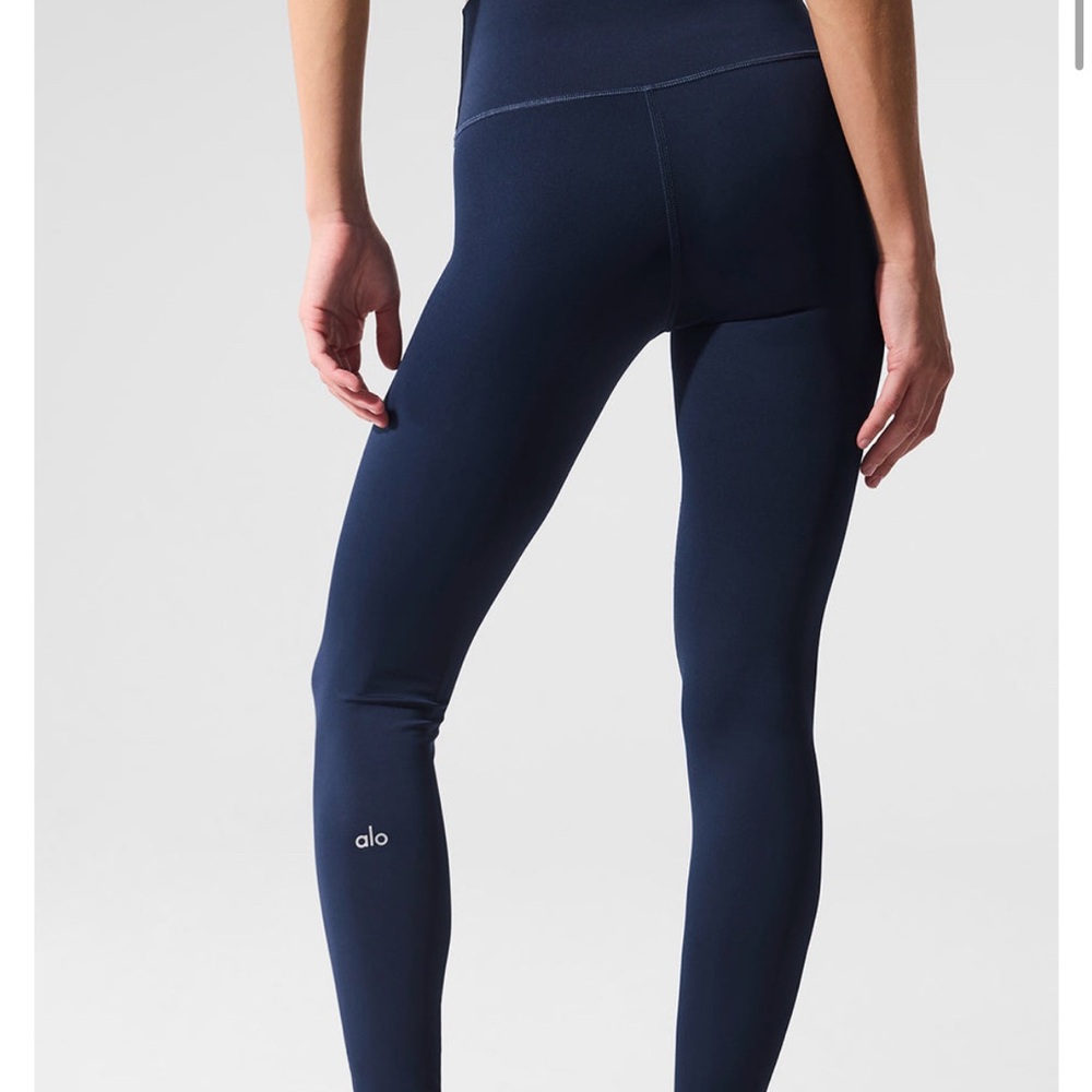 ALO Yoga 7/8 airlift Women's Navy Leggings